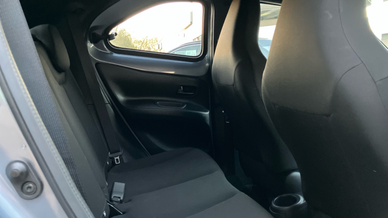 Toyota Aygo X 1.0 VVT-i Edge 5dr Petrol Hatchback